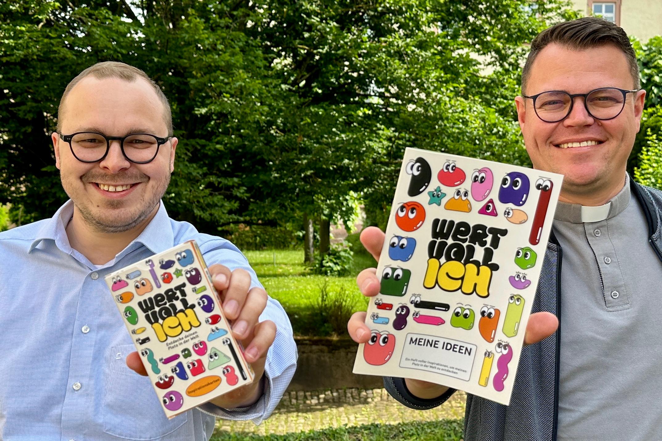 Jeffrey Merker und Tim Sturm präsentieren WERTVOLL ICH